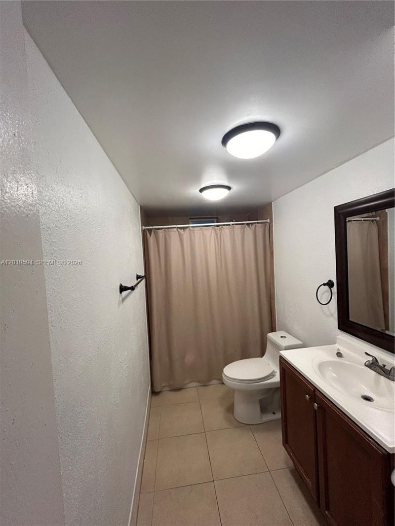 9375 Fontainebleau Blvd , Unit L217, Miami, FL 33172 Photo