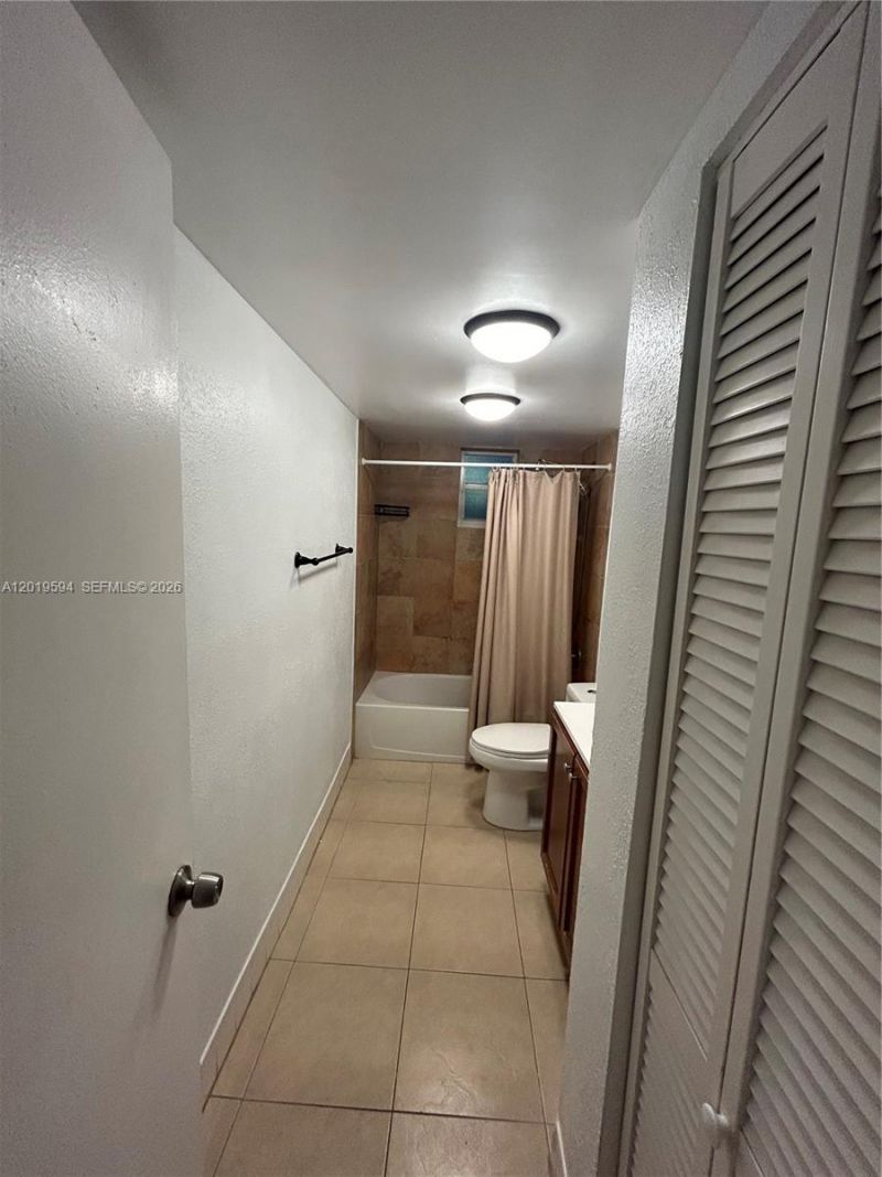9375 Fontainebleau Blvd , Unit L217, Miami, FL 33172 Photo