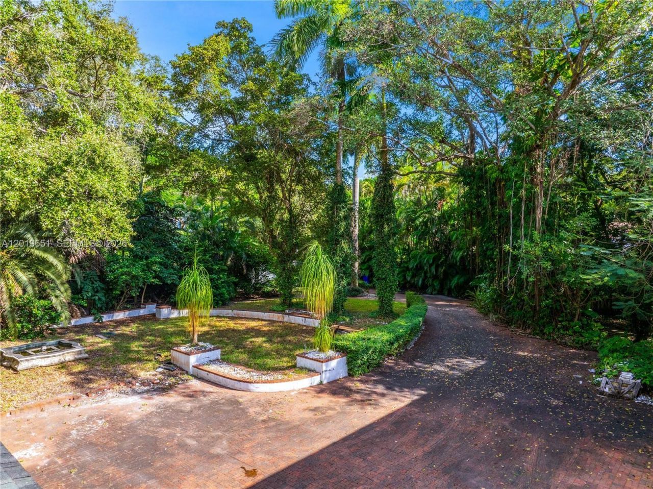 3720 Poinciana Ave , Miami, FL 33133 Photo