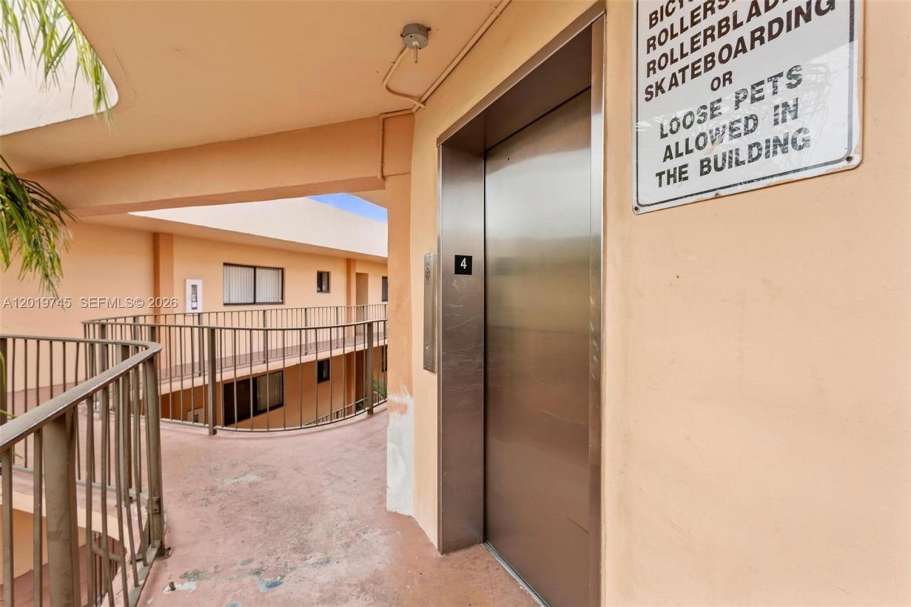 8600 SW 133rd Ave Rd , Unit 410, Miami, FL 33183 Photo