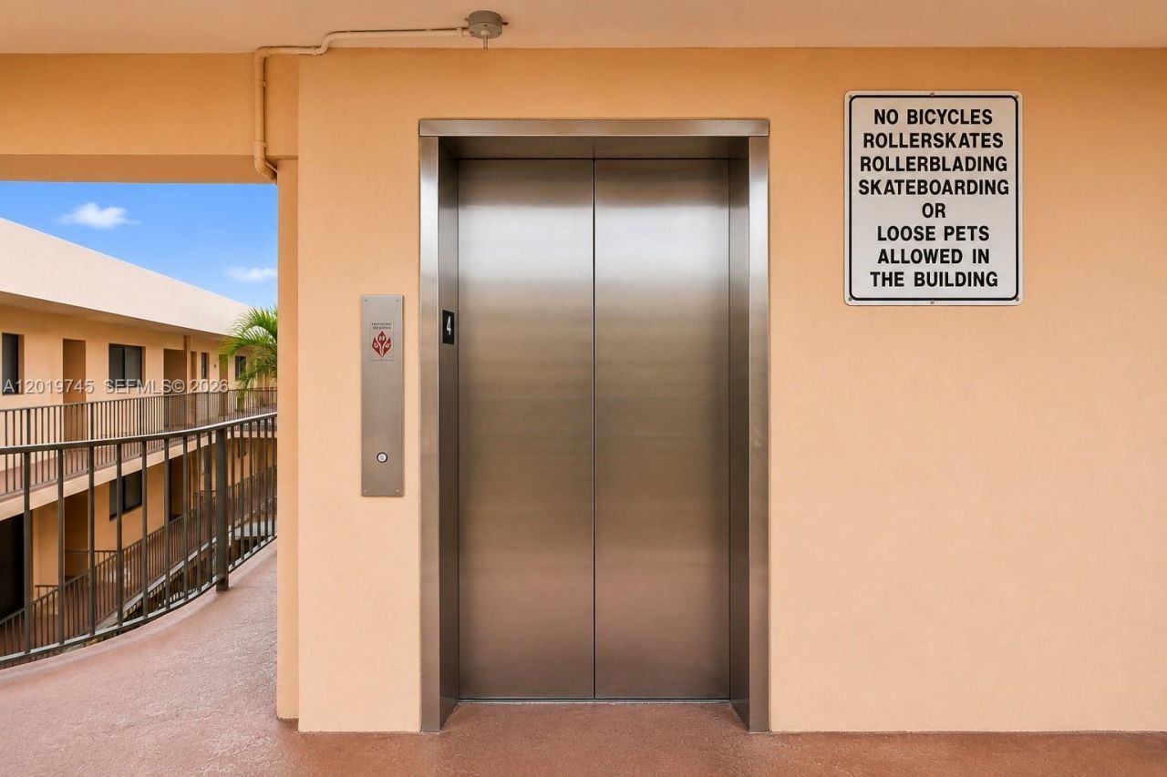 8600 SW 133rd Ave Rd, Unit 410, Miami, FL 33183 Photo