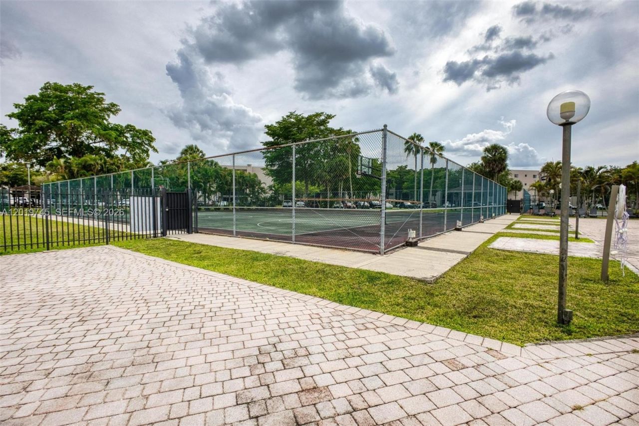 8600 SW 133rd Ave Rd , Unit 410, Miami, FL 33183 Photo