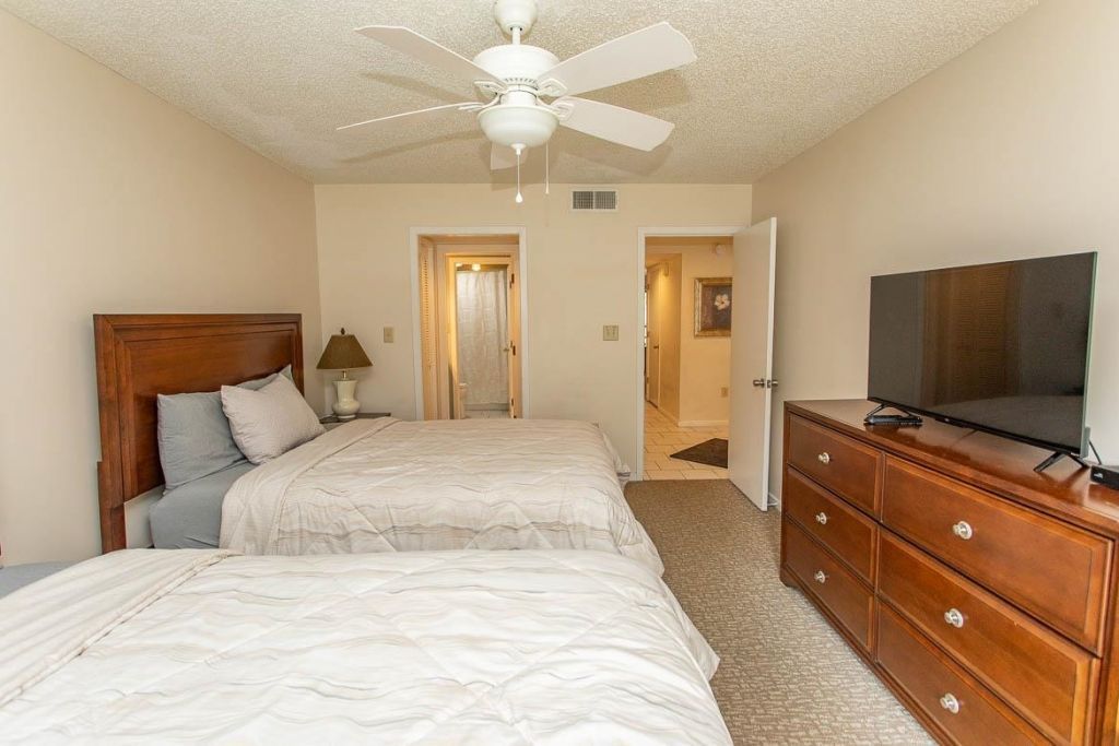 104 Westhill Circle Photo 13