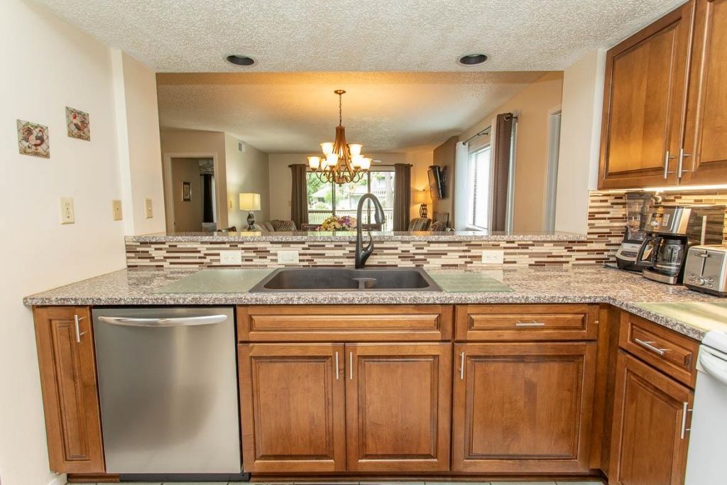 104 Westhill Circle Photo 6