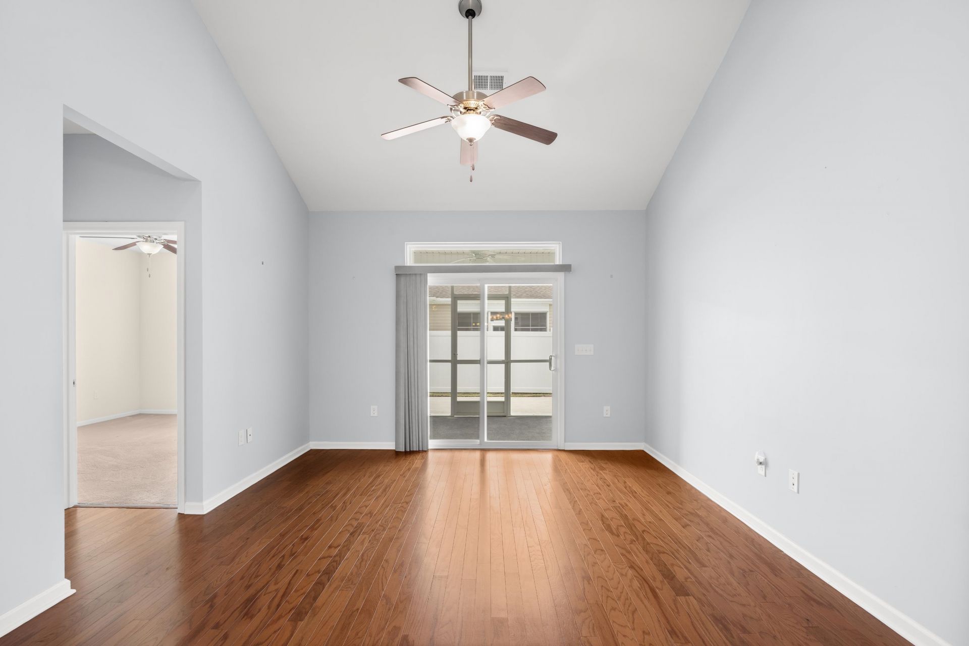 736 Salerno Circle Photo 11
