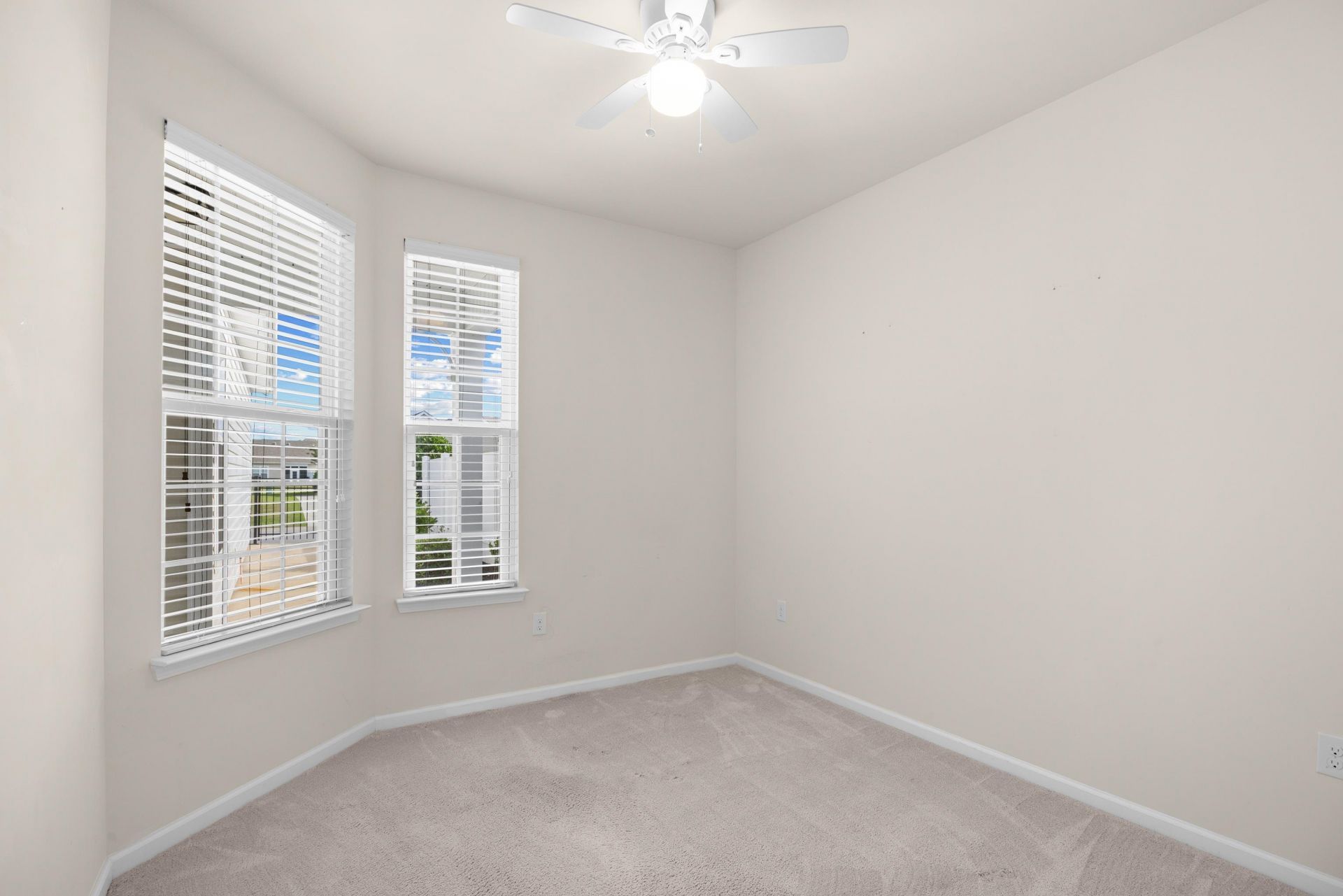 736 Salerno Circle Photo 19