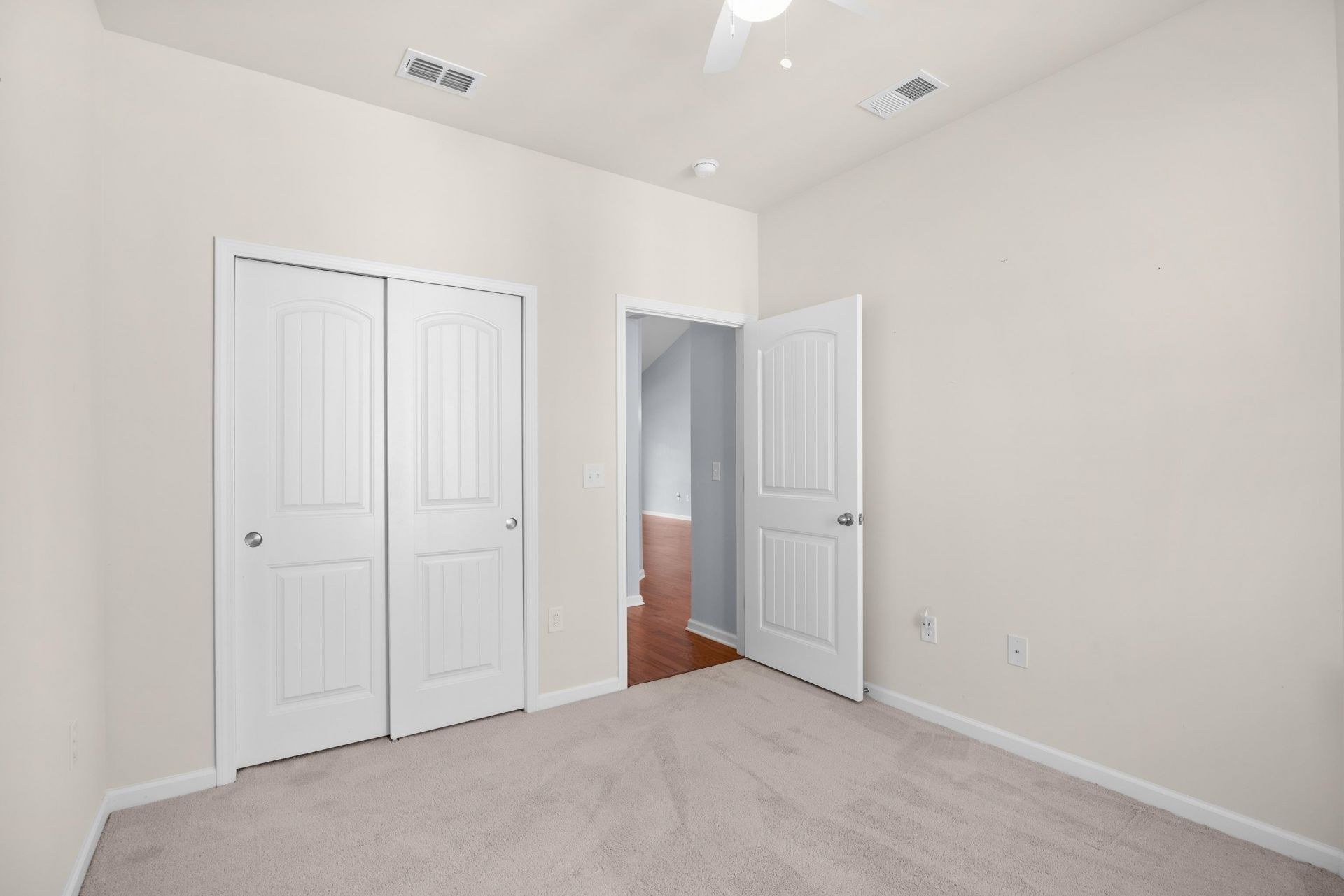 736 Salerno Circle Photo 20