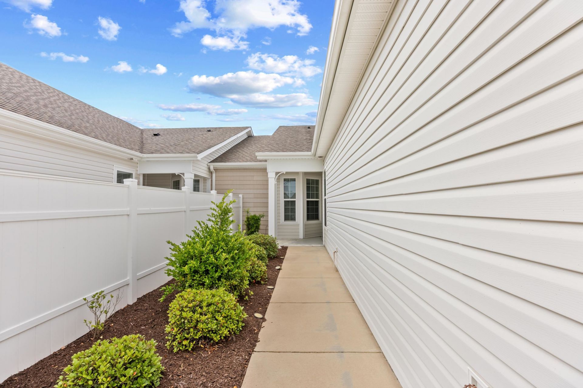 736 Salerno Circle Photo 27