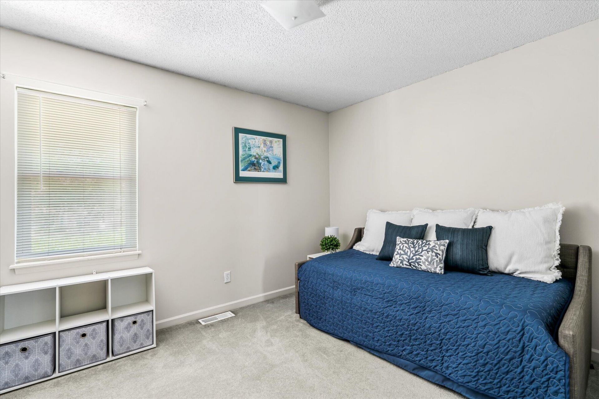 1057 Hunters Trace Photo 13