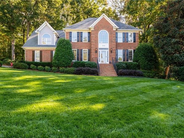 2809 Hackney Way , Jamestown, NC 27282