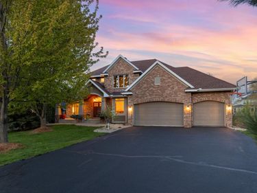 3910 Linden Place, Medina, MN 55340