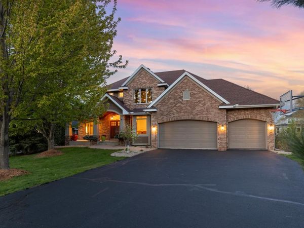 3910 Linden Place, Medina, MN 55340