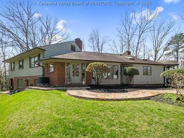 1620 Ridgeview Road, Charleston, WV 25314