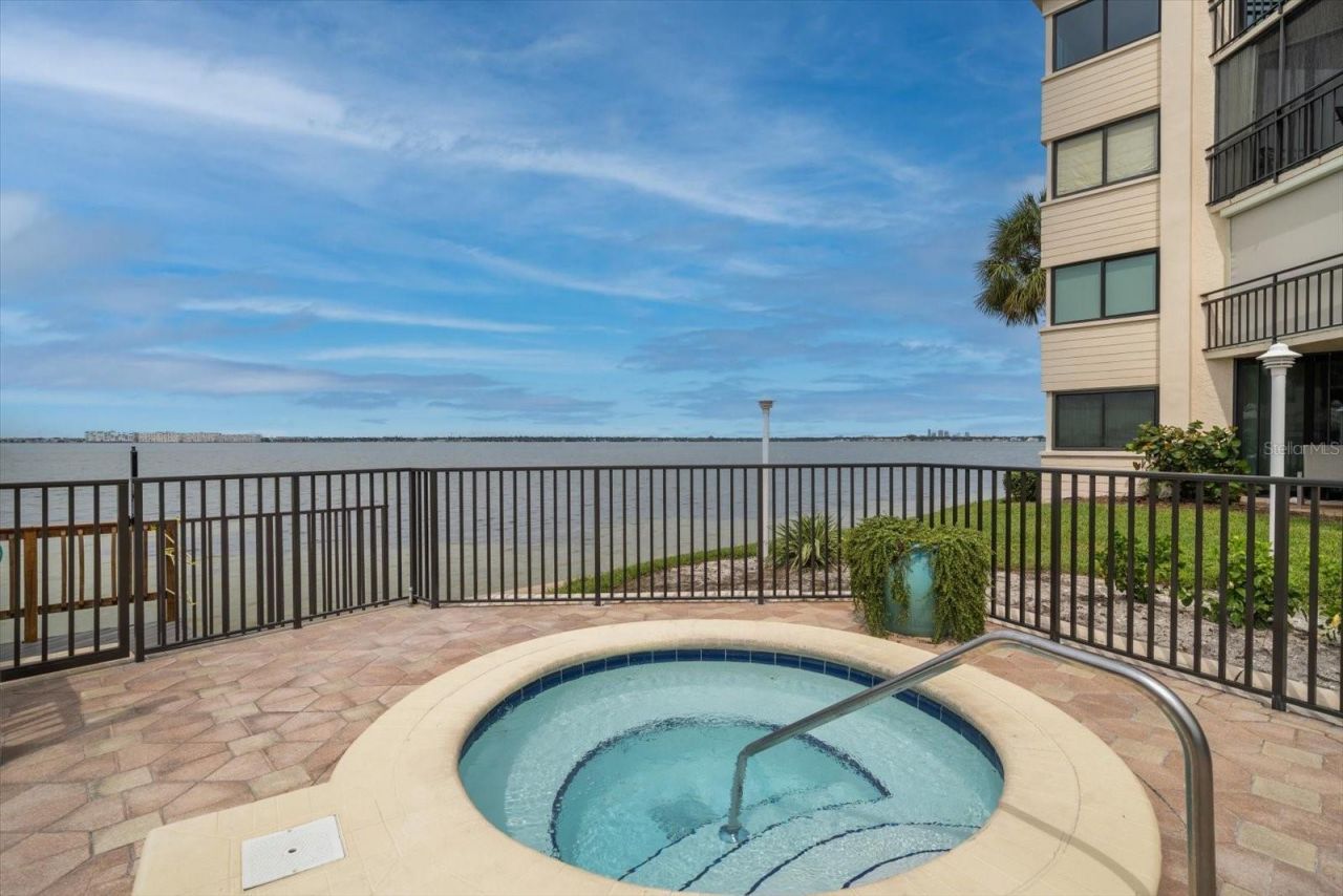 5532 Puerta Del Sol Boulevard S, Unit 138, Saint Petersburg, FL 33715 Photo