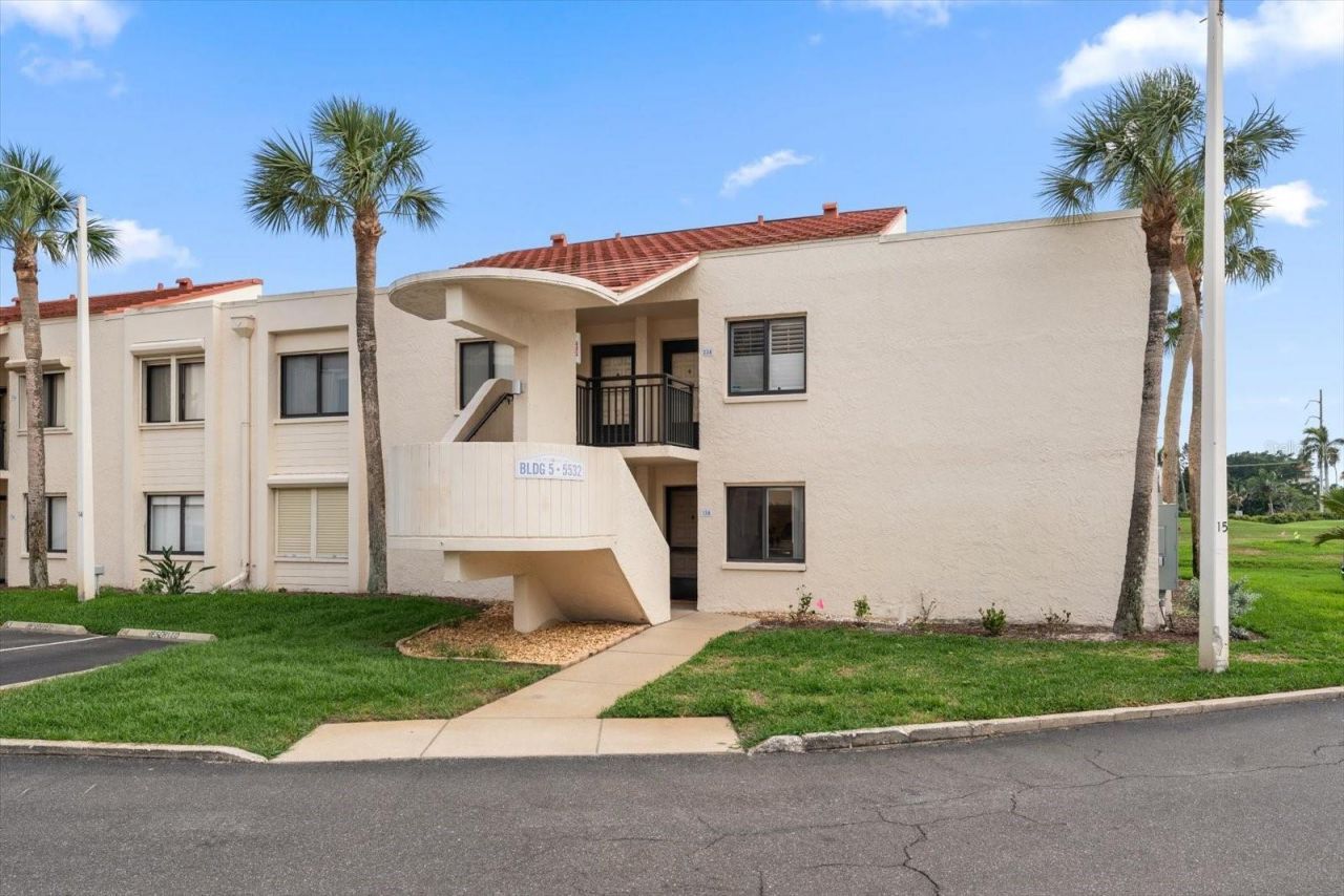 5532 Puerta Del Sol Boulevard S, Unit 138, Saint Petersburg, FL 33715 Photo