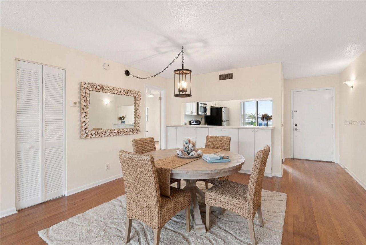 5532 Puerta Del Sol Boulevard S, Unit 138, Saint Petersburg, FL 33715 Photo