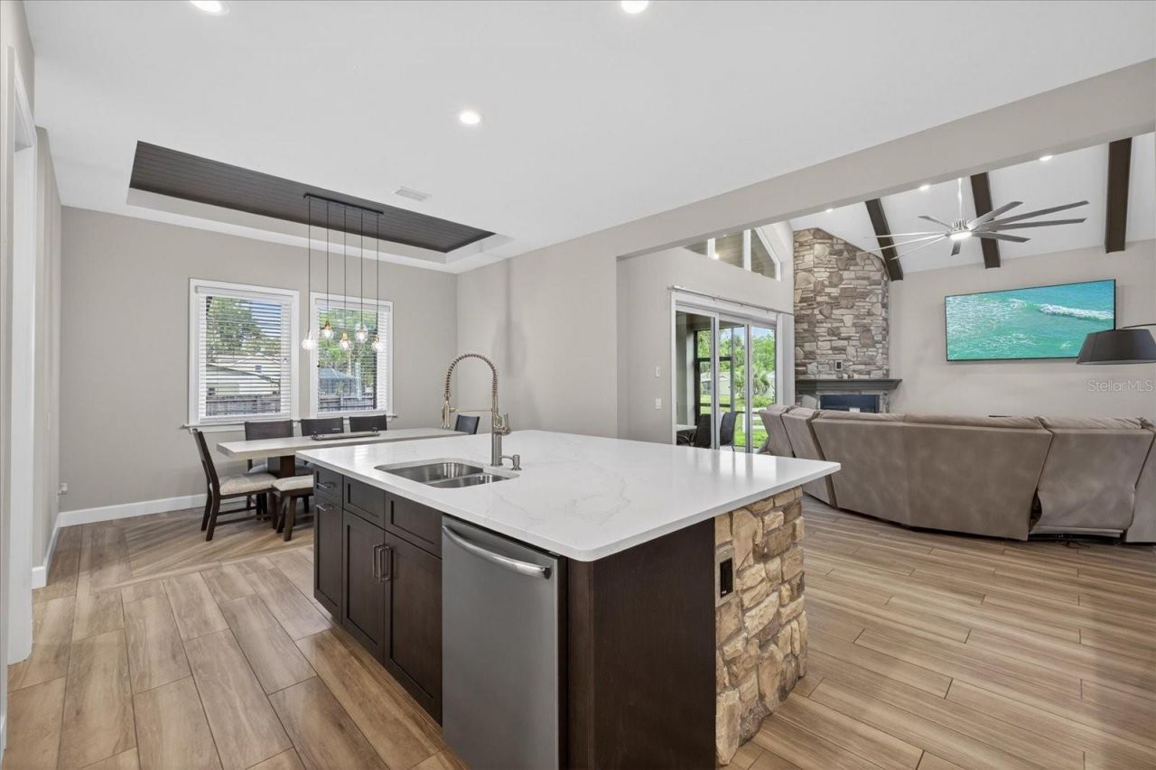 1208 Sunset Lane, Lutz, FL 33549 Photo