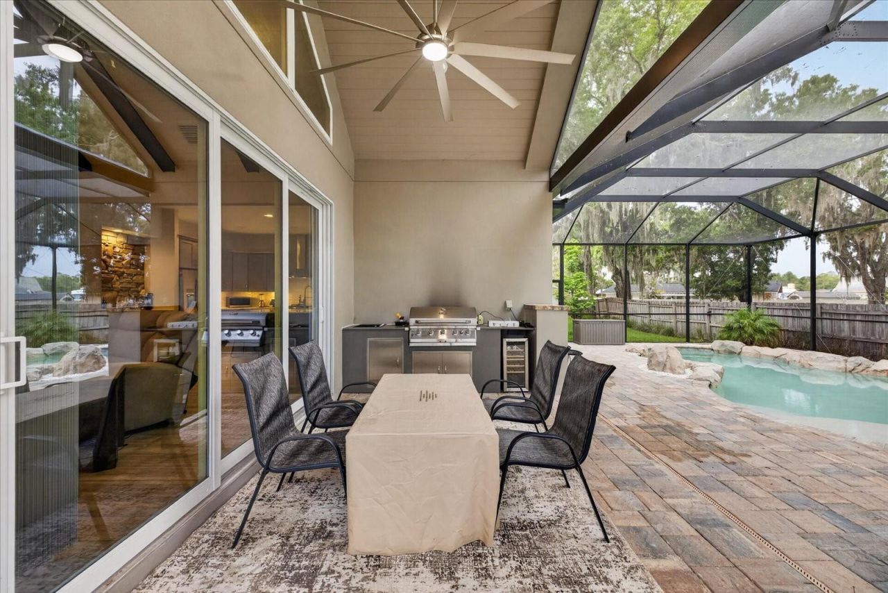1208 Sunset Lane, Lutz, FL 33549 Photo