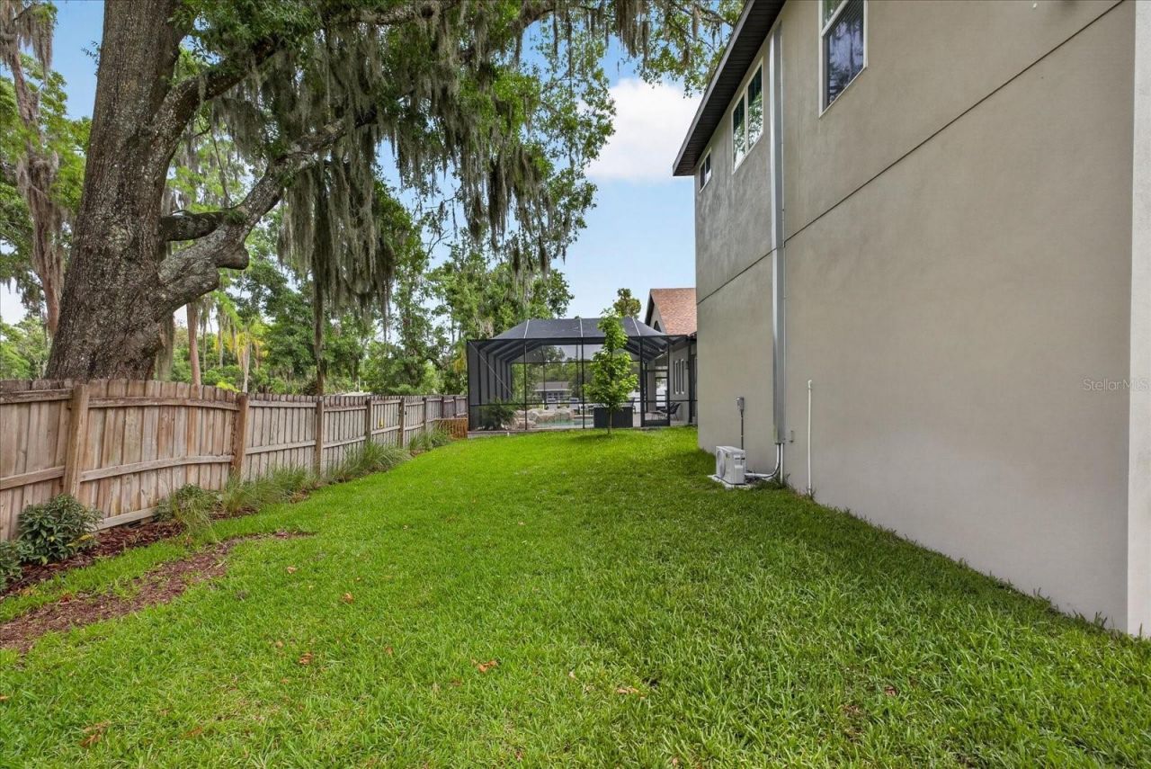 1208 Sunset Lane, Lutz, FL 33549 Photo
