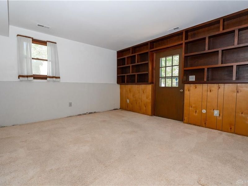 657 White Oak Drive, Springfield Township, OH 45504 Photo 32