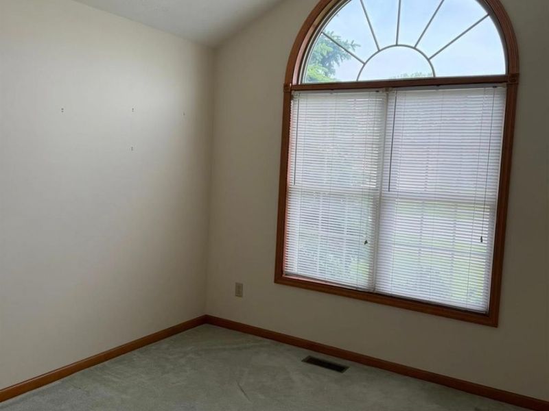 313 Sharon Court, Middletown, OH 45042 Photo 13