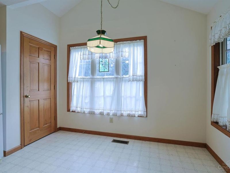 313 Sharon Court, Middletown, OH 45042 Photo 15