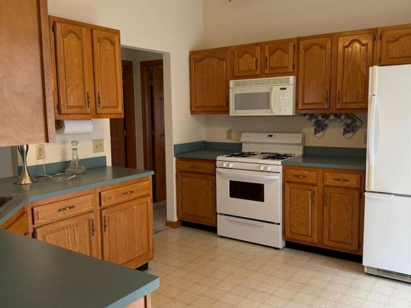 313 Sharon Court, Middletown, OH 45042 Photo 7