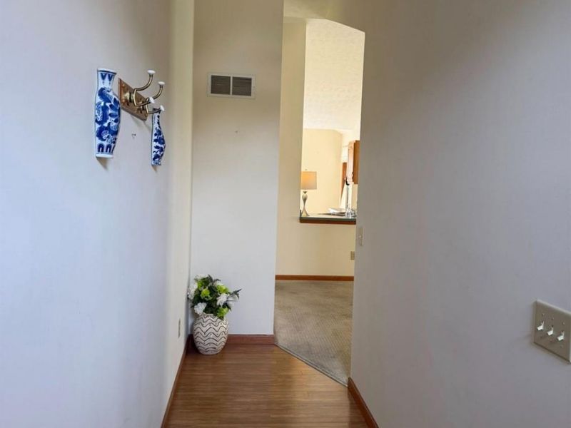 313 Sharon Court, Middletown, OH 45042 Photo 9