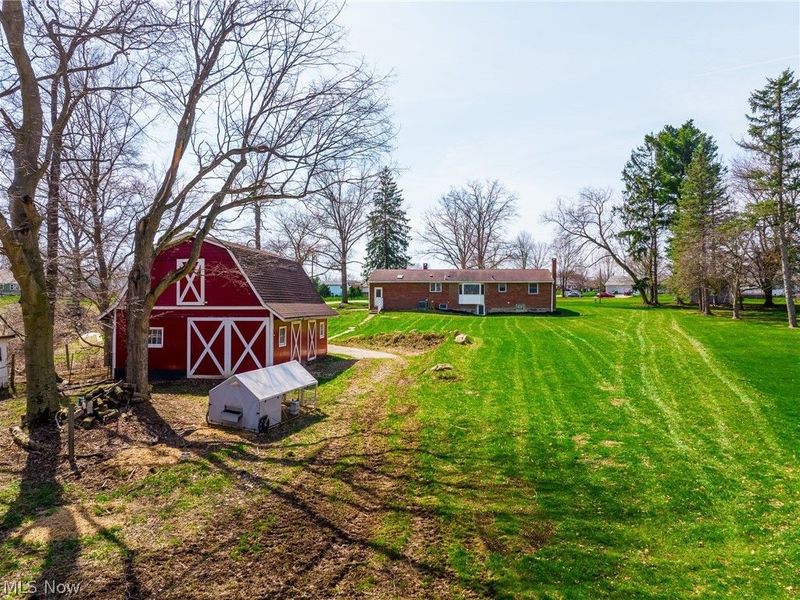 327 Briarhill Drive , Rittman, OH 44270 Photo 9