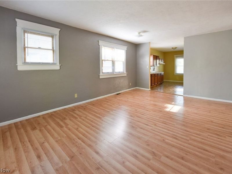 761 E Crosier Street, Akron, OH 44306 Photo 10