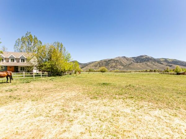 5420 NEW LN N, Oakley, UT 84055