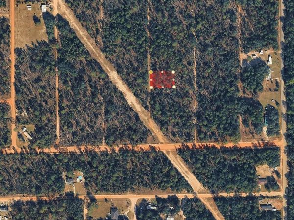122 BAY Street, Interlachen, FL 32148