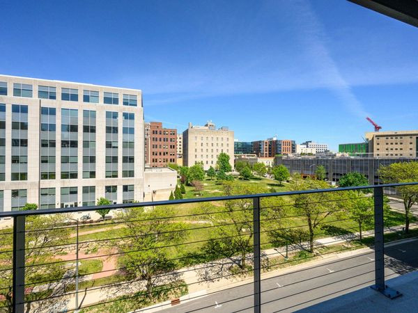 309 W Washington Avenue, Unit 615, Madison, WI 53703