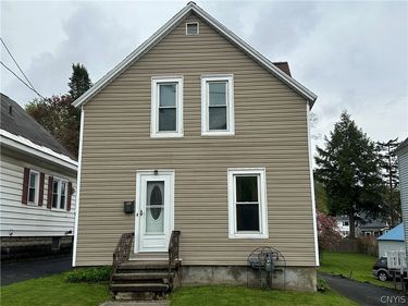 14 Clyne Place, Whitesboro, NY 13492