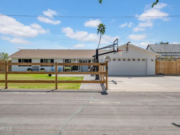165 E WATER TANK Road, Gilbert, AZ 85296