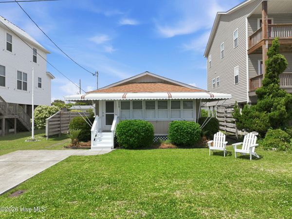 510 W Bogue Boulevard, Atlantic Beach, NC 28512