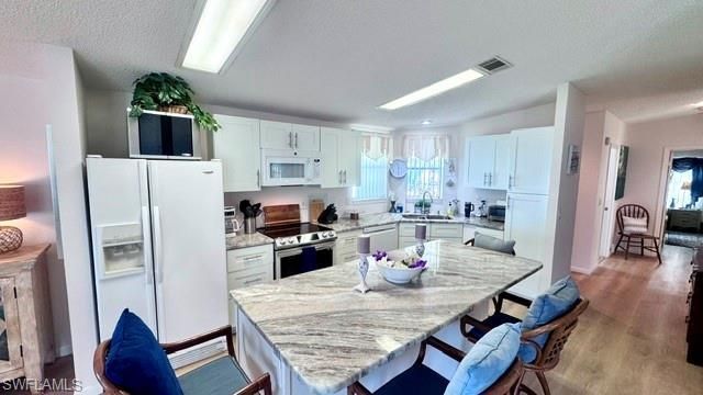 5548 Adam Dr , North Fort Myers, FL 33917 Photo