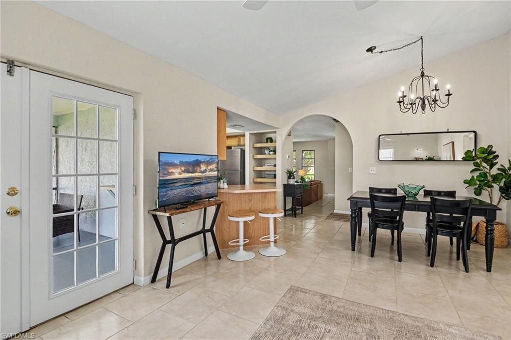 610 Retunda Pkwy W, Cape Coral, FL 33904 Photo