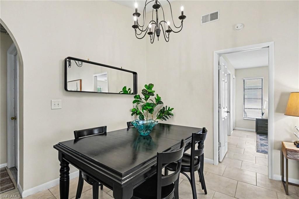 610 Retunda Pkwy W, Cape Coral, FL 33904 Photo