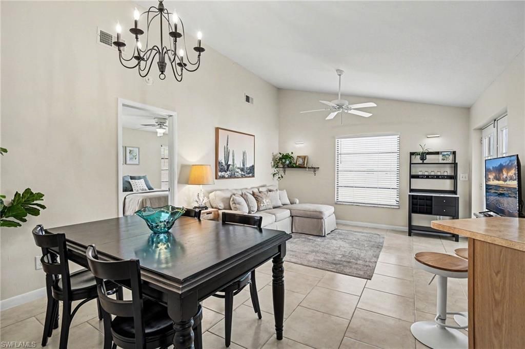 610 Retunda Pkwy W, Cape Coral, FL 33904 Photo
