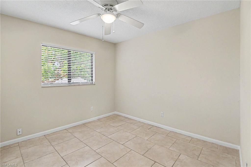 610 Retunda Pkwy W, Cape Coral, FL 33904 Photo