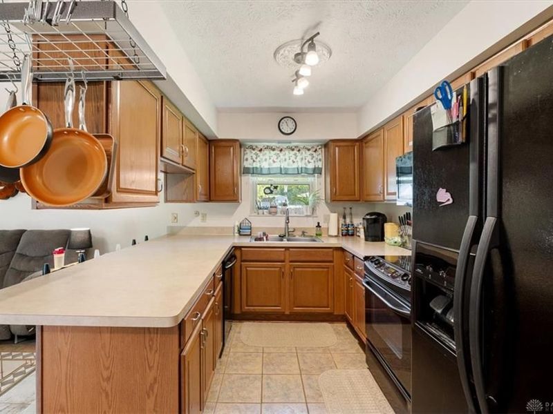 707 Clear Brooke Court, Vandalia, OH 45377 Photo 10