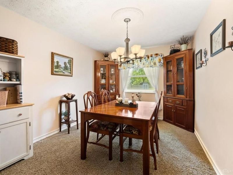 707 Clear Brooke Court, Vandalia, OH 45377 Photo 6