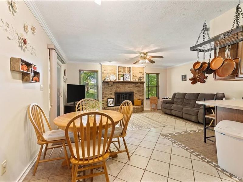 707 Clear Brooke Court, Vandalia, OH 45377 Photo 9