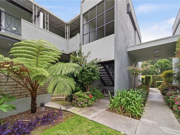 5140 E Atherton Street, Unit 6, Long Beach, CA 90815