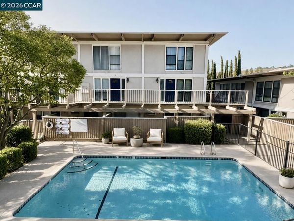 2133 Donald Dr, Unit 18, Moraga, CA 94556