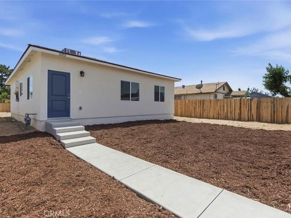10913 San Fernando Street, Lamont, CA 93241