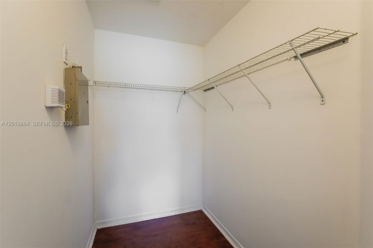 925 NE 34th Ave, Unit 203, Homestead, FL 33033 Photo