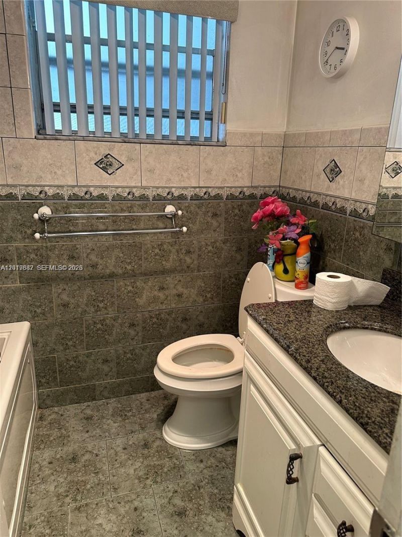 19051 NE 2nd Ave , Unit 1514, Miami, FL 33179 Photo