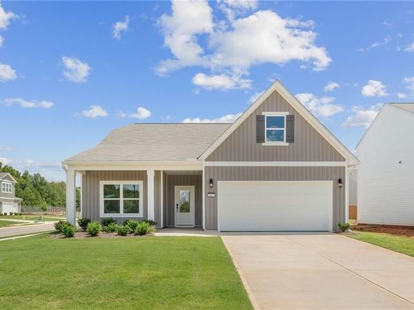 406 Bluegrass Lane, Rockmart, GA 30153